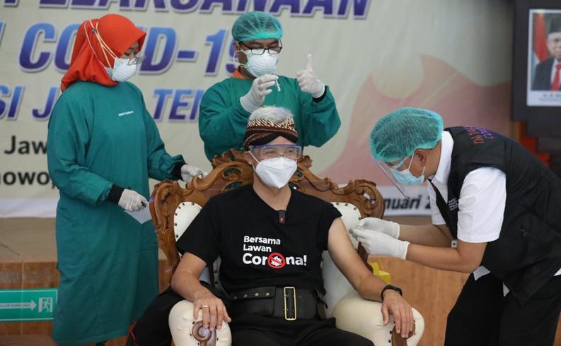 Hadapi Vaksinasi Tahap Dua, Ganjar: Tak Ada Persiapan Khusus, Hanya Istirahat