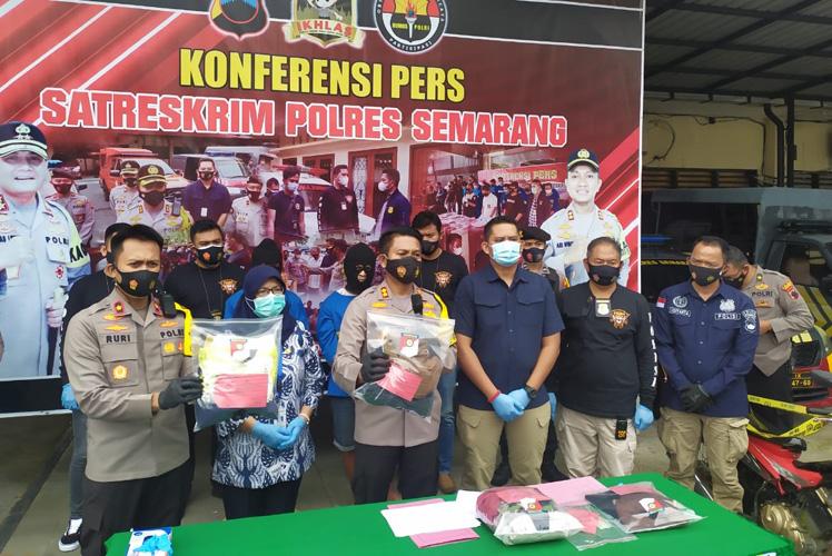  Modus Transaksi COD, Pemuda Ini Malah Cabuli Gadis di Semarang