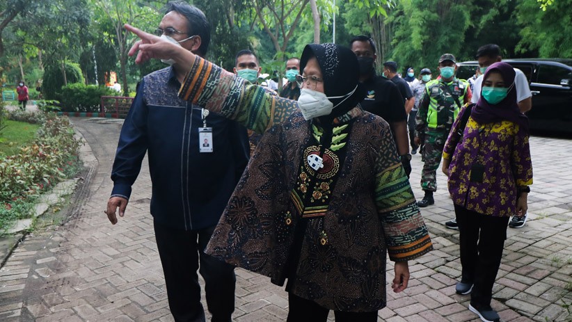 Begini Aktivitas Tri Rismaharini saat Blusukan di Surabaya - Bagian 1