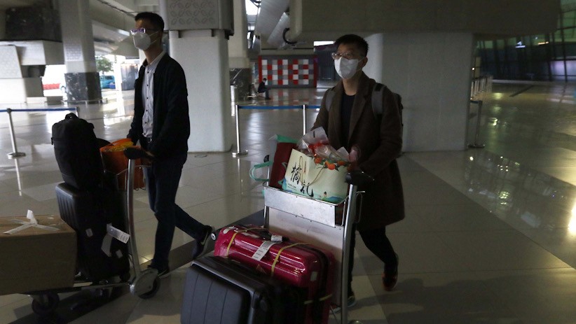 Ratusan TKA China Tiba di Bandara Soekarno Hatta - Bagian 4