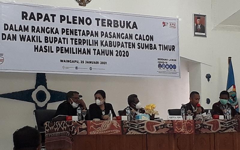 KPU Tetapkan Paslon KP-DMW Bupati dan Wabup Terpilih Sumba Timur