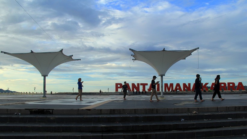 Aktivitas Warga Mamuju Kembali Normal Pascagempa Bumi - Bagian 3