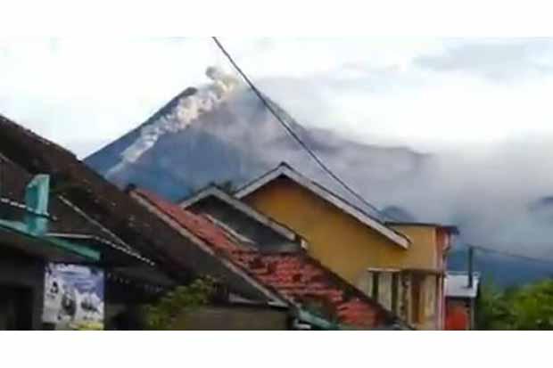 Rabu Pagi Aktivitas Vulkanik Merapi Sangat Tinggi, dalam 3, 5 Jam  Semburkan Awan Panas 12 Kali