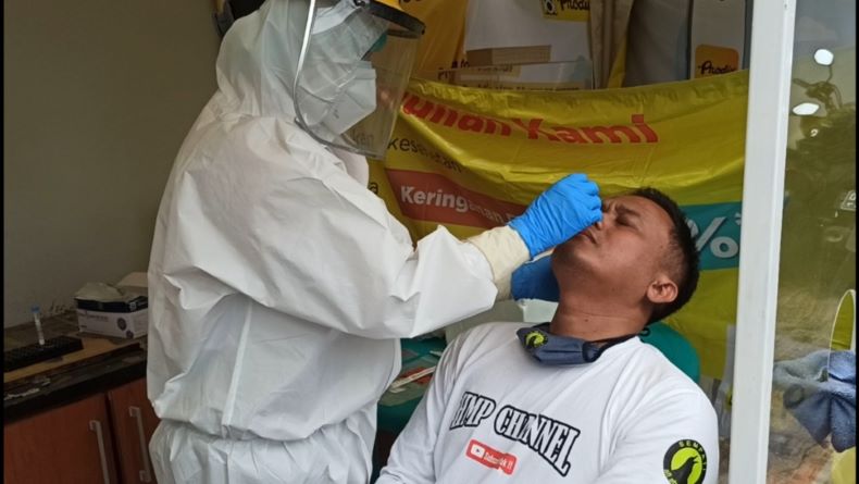 Sempat Terhenti Beberapa Pekan, Dinkes Mukomuko Kembali Gelar Tes Usap Massal