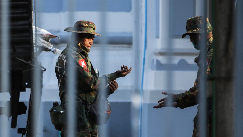Myanmar Terapkan Darurat Militer, Begini Suasana Mencekam Jalanan Ibu Kota - Bagian 1