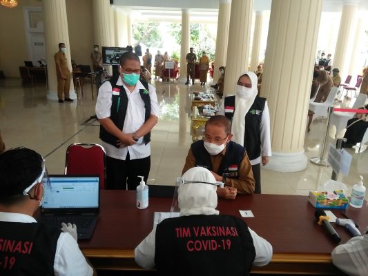 OTG Berkeliaran Bebas, Bupati Majalengka Ancam Jemput Paksa ke Tempat Isolasi