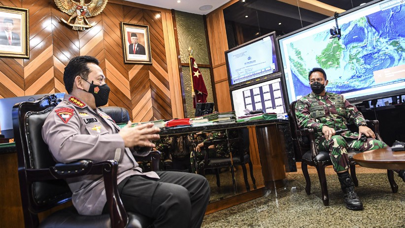 Momen Akrab Kapolri Jenderal Listyo Bertemu KSAD Jenderal Andika di Mabes TNI AD - Bagian 4