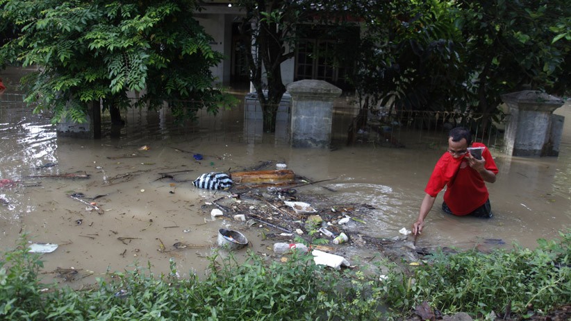 Sungai Bengawan Solo Meluap, Permukiman Warga Kampung Sewu Terendam Banjir