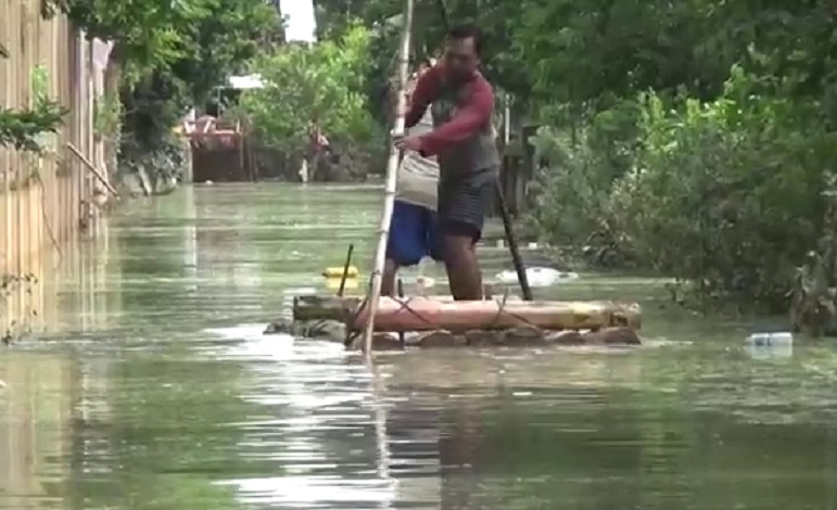 Banjir Datang Lagi, Ratusan Warga di Jombang Kembali Mengungsi 
