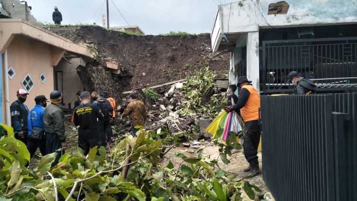 Musim Hujan Datang Lebih Cepat, BPBD KBB Minta Warga di 16 Kecamatan Waspada