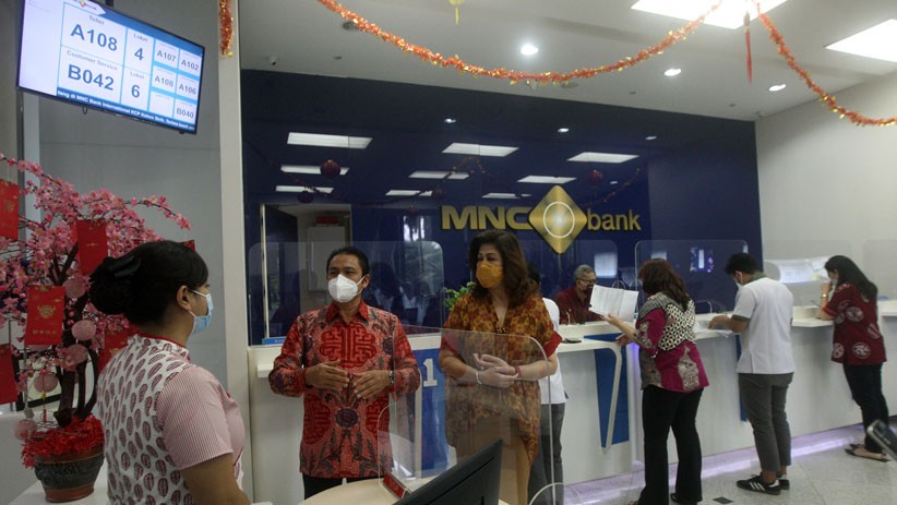 MNC Bank Meriahkan Imlek dengan Hujan Angpao - Bagian 3