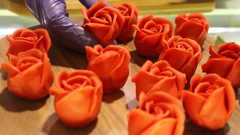 Hari Valentine, Pesanan Kue Cokelat di Malang Meningkat 20 Persen - Bagian 1