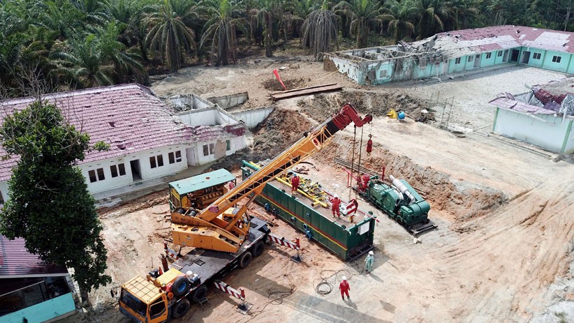 Penampakan Lubang Semburan Gas Campur Lumpur di Pekanbaru, Kedalaman 119 Meter - Bagian 3