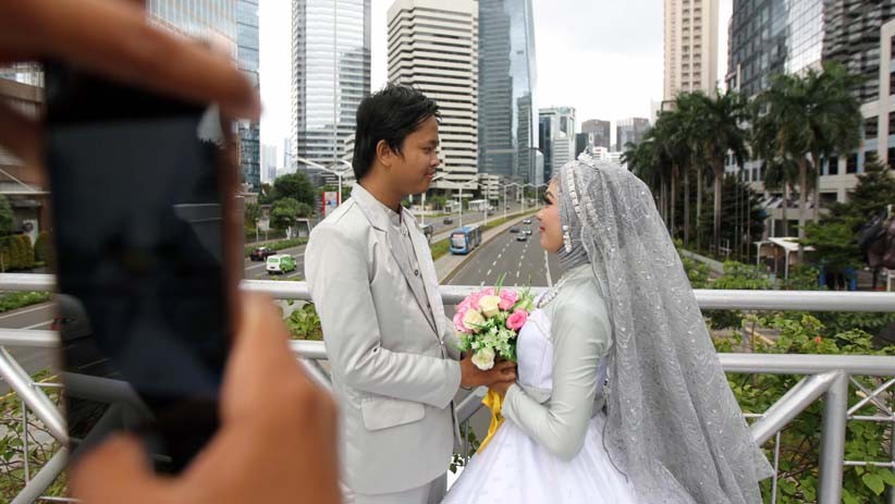 Pria Ini Jadi Fotografer Keliling dengan Smartphone di Lokasi Instagramable - Bagian 3