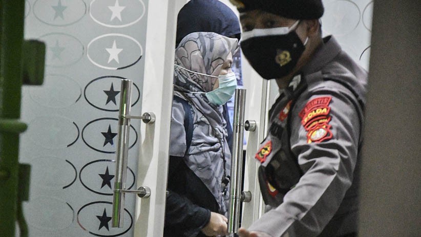 Usut Kasus Korupsi Bansos Covid, KPK Geledah Sebuah Kantor di Bekasi - Bagian 3