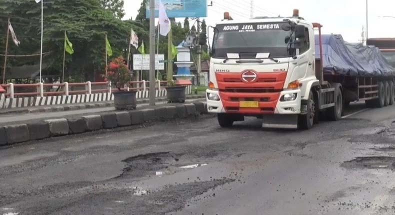 Jalan Pantura Rusak, Ganjar Panggil Pengelola BBPJN Jateng-DIY