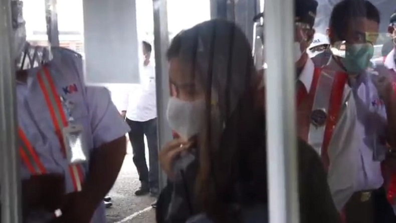 Menhub Tinjau Penerapan GeNose dan Program Padat Karya di Stasiun Bandung