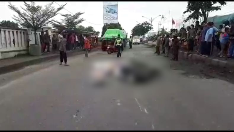 Tragis, Pasutri Tewas Terlindas Truk di Jalur Pantura Brebes