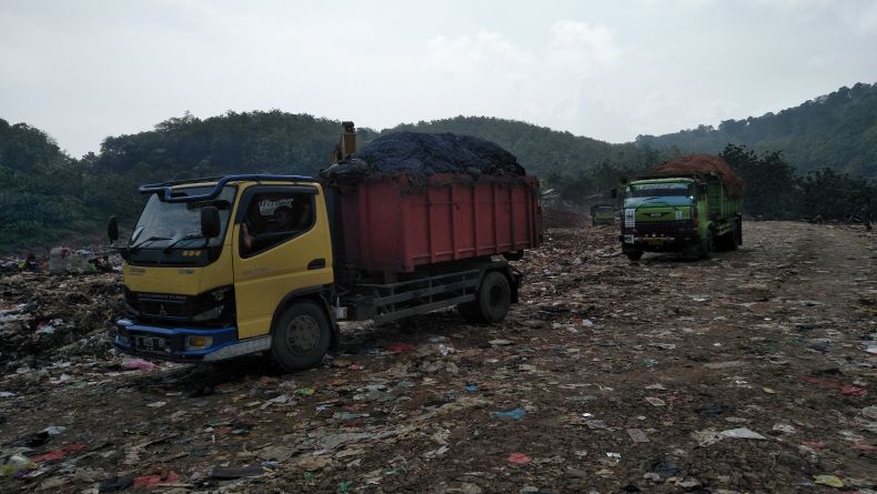 Awas! Buang Sampah Sembarangan di Cimahi Didenda Rp50 Juta
