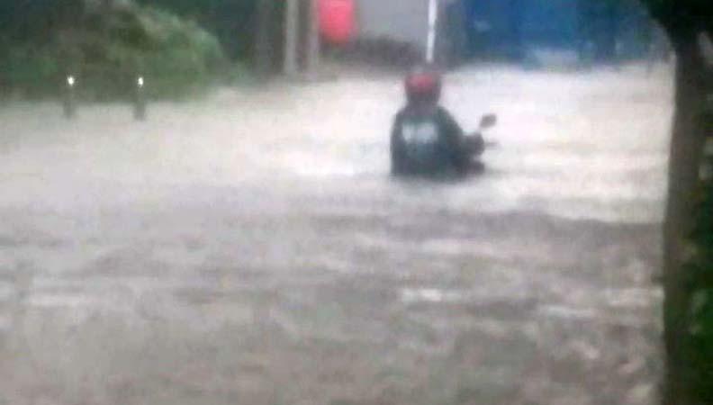  Ini Sejumlah Jalan Protokol di Kota Semarang yang Terendam Banjir Parah