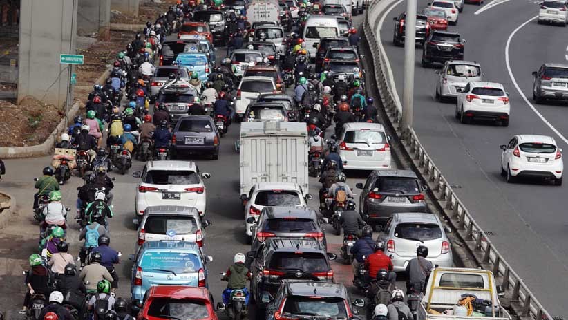PPKM Mikro Diperpanjang, Jalanan Ibu Kota Macet - Bagian 3