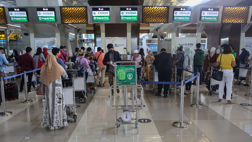 Pesawat Trigana Air Tergelincir, Penerbangan Dialihkan ke Bandara Soekarno Hatta - Bagian 1