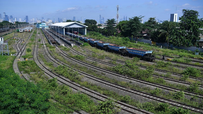 Intip Depo Kereta Api Terbesar di Indonesia Seluas 9 Hektare - Bagian 2