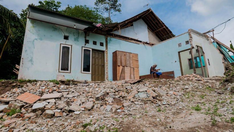 Korban Tanah Bergerak di Desa Sukamanik Lebak Menunggu Direlokasi ke Tempat Aman - Bagian 2