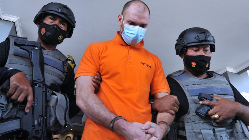 Buronan Interpol Pemilik 146 Kg Hashish Dideportasi Imigrasi Ngurah Rai - Bagian 2