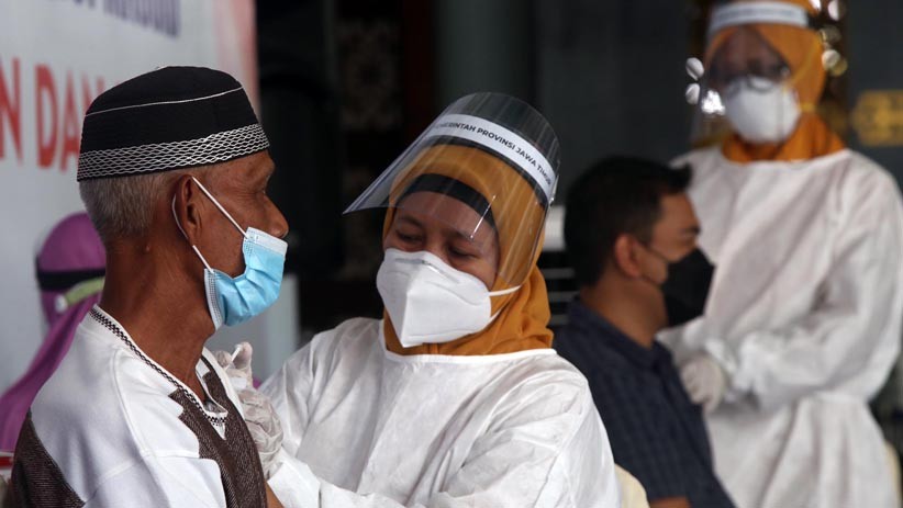 7.050 Calon Jemaah Haji di Lampung Akan Disuntik Vaksin Covid