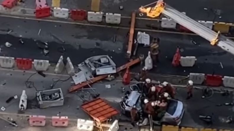 Crane Proyek Jembatan Layang Ambruk, 3 Pekerja asal China Tewas