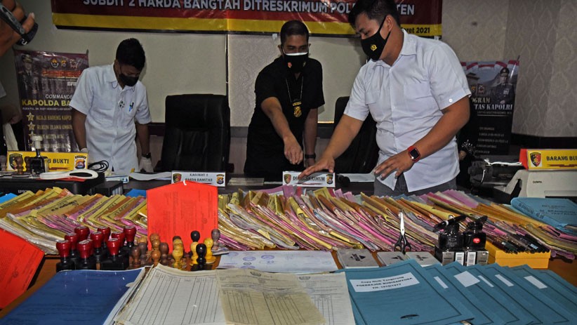 Polda Banten Ungkap Sindikat Mafia Tanah Pemalsu Dokumen - Bagian 2