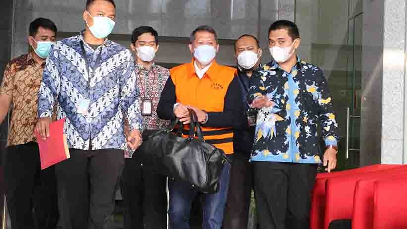 Tersangka Kasus Korupsi, RJ Lino Ditahan KPK - Bagian 2