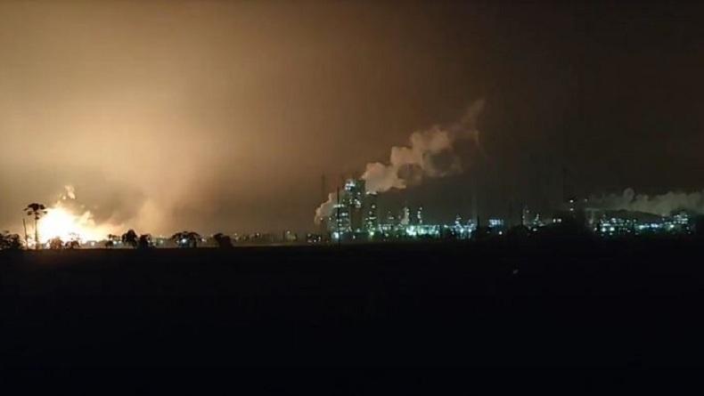 Kebakaran Kilang Minyak Pertamina Balongan di Indramayu, 20 Orang Terluka