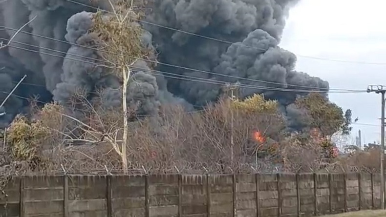 Kilang Pertamina Balongan Meledak Lagi, Warga Semburat Ketakutan 