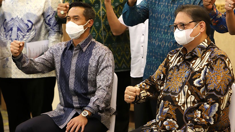 Airlangga Hartarto Bertemu Anindya Bakrie Bahas Perekonomian Bangsa - Bagian 3