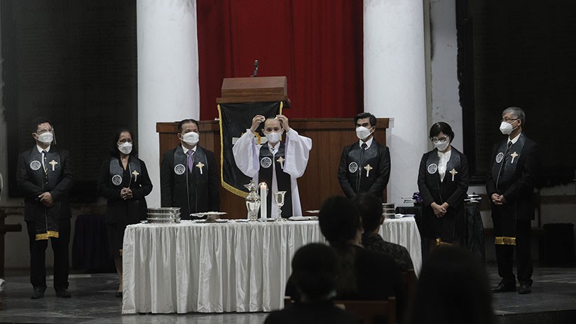 Ibadah Jumat Agung di Gereja Immanuel Berlangsung Khidmat - Bagian 1