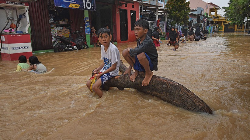Hujan Deras, Komplek Puri Cilegon Terendam Banjir - Bagian 1
