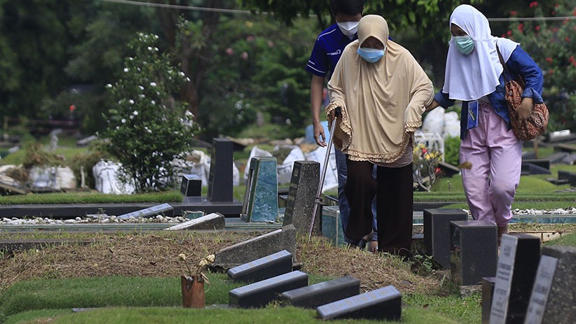 TPU Tanah Kusir Ramai Peziarah Jelang Ramadan - Bagian 5