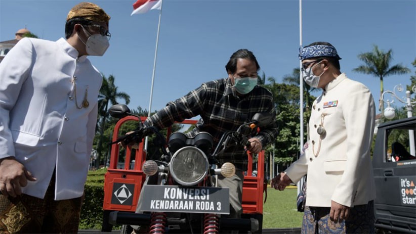 Dorong Inovasi Kendaraan Listrik, Kang Emil Siap Jadi Influencer - Bagian 1