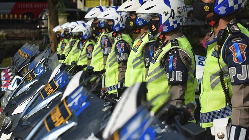 Polda Jateng Gelar Apel Operasi Keselamatan Candi 2021 - Bagian 4