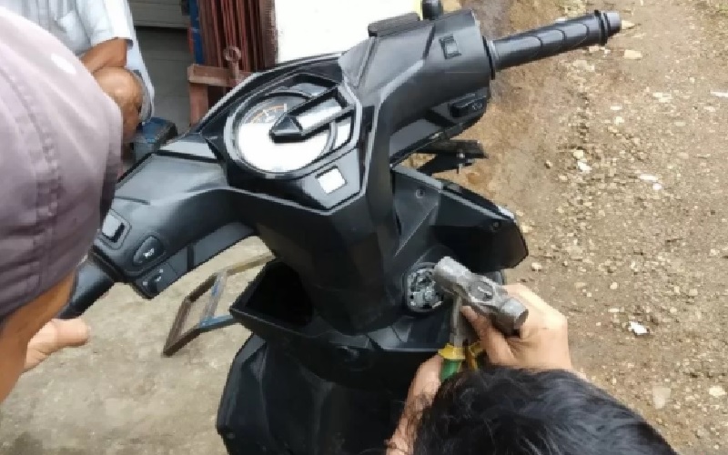 Tak Diberi Uang, Pria Ini Nekat Curi Motor Teman Istri