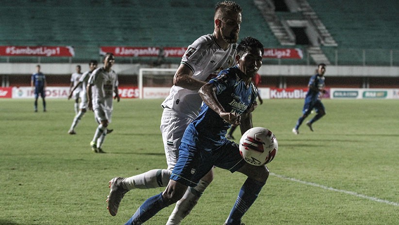 Semifinal Piala Menpora, Persib Bandung Kalahkan PSS Sleman 2-1 - Bagian 2