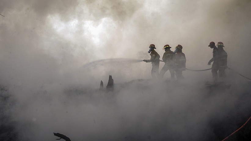 Penampakan Lapak Ban Bekas di Bogor Ludes Terbakar akibat Tersambar Petir - Bagian 1