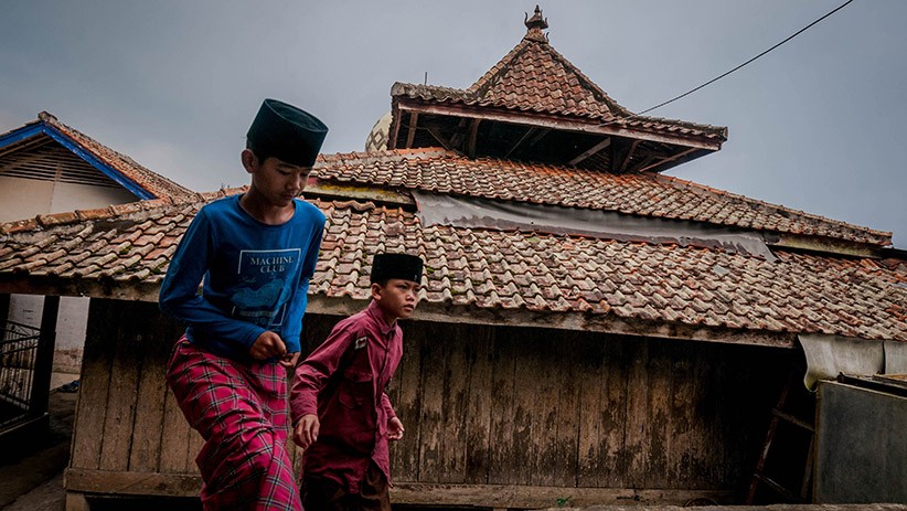 Masjid Kuno Baitul Arsy Banten dengan Konstruksi Kayu Berusia 400 Tahun  - Bagian 2