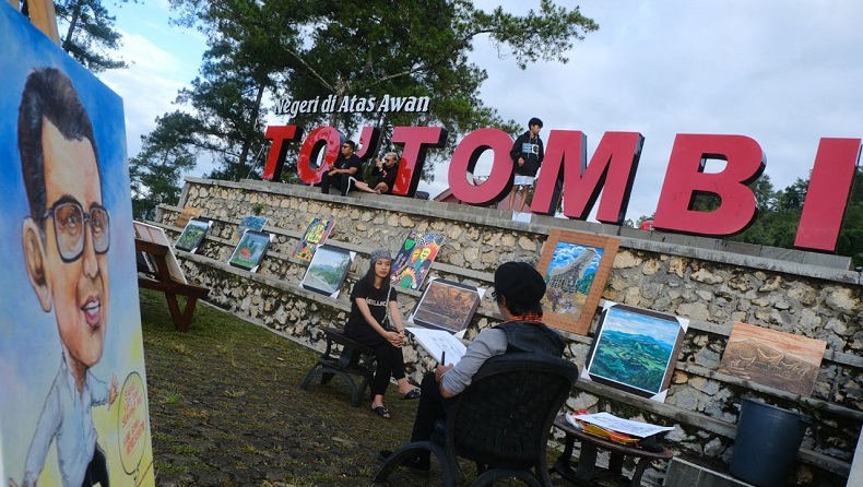 Lukisan Nurdin Abdullah Hiasi Objek Wisata Negeri di Atas Awan