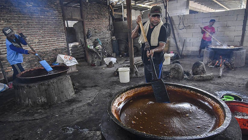 Melihat Pembuatan Dodol Betawi - Bagian 1