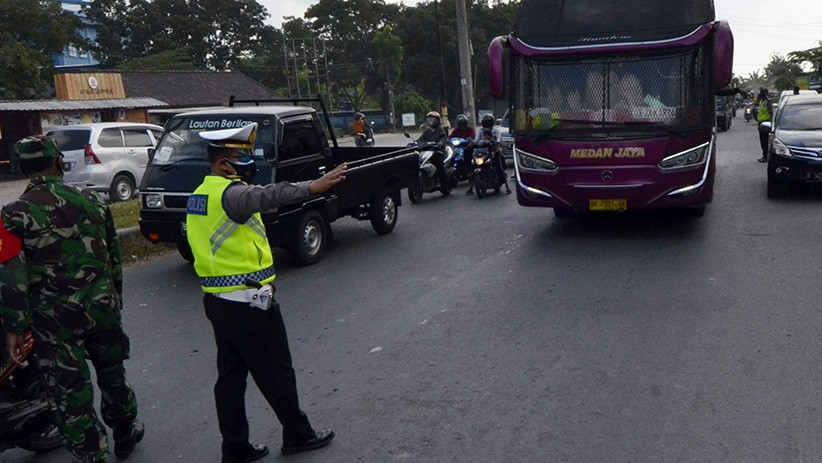 Satgas Covid-19 Sekat 5 Titik Pintu Masuk Bandar Lampung - Bagian 2