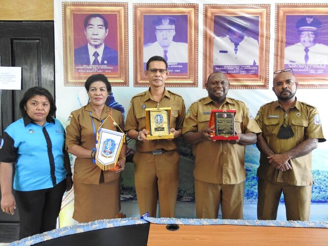 Diskominfo Boven Digoel Kunjungi Diskominfo Jayapura untuk Berbagi Ilmu
