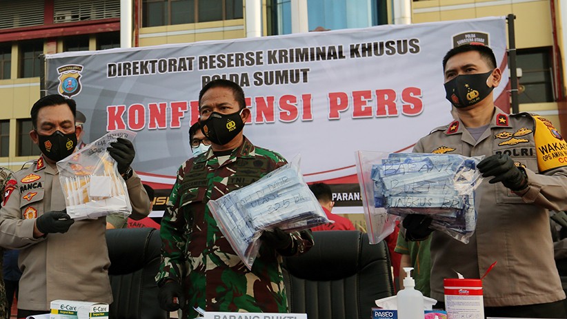 Ini Barang Bukti Alat Swab Antigen Bekas yang Diamankan Polda Sumut - Bagian 1